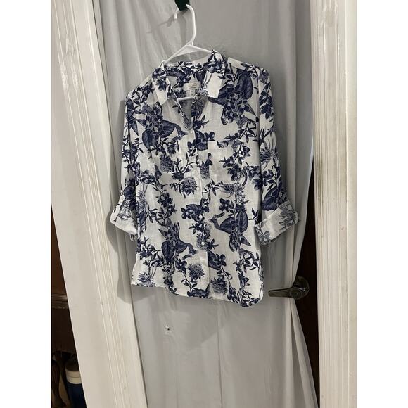 Charter Club Blue White Floral Linen Button Front Top Sz Petite M - Picture 2 of 9